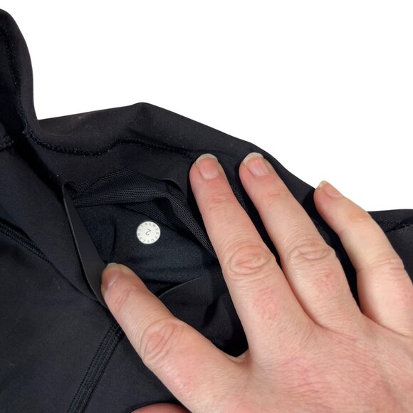 Lululemon In movement tights women's 2 black everlux HOLE in knee - Picture 4 of 10